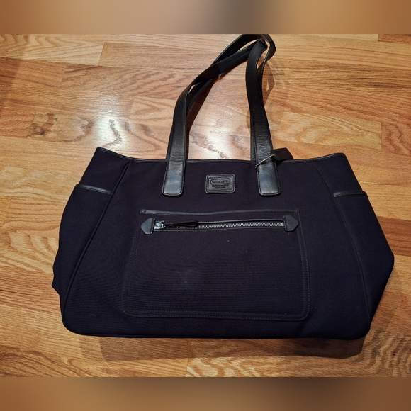 Vintage black coach diaper or computer bag. GREAT CONDITION - Picture 3 of 9